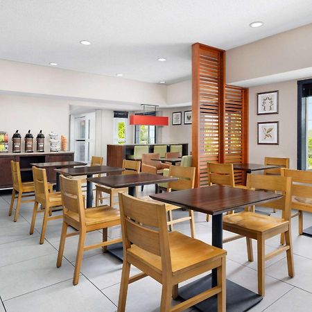 霍斯海德乡村套房酒店 马头市 外观 照片